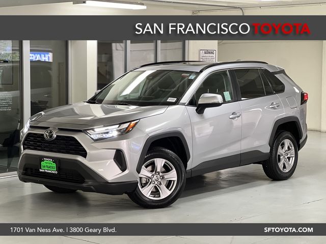 2022 Toyota RAV4 XLE