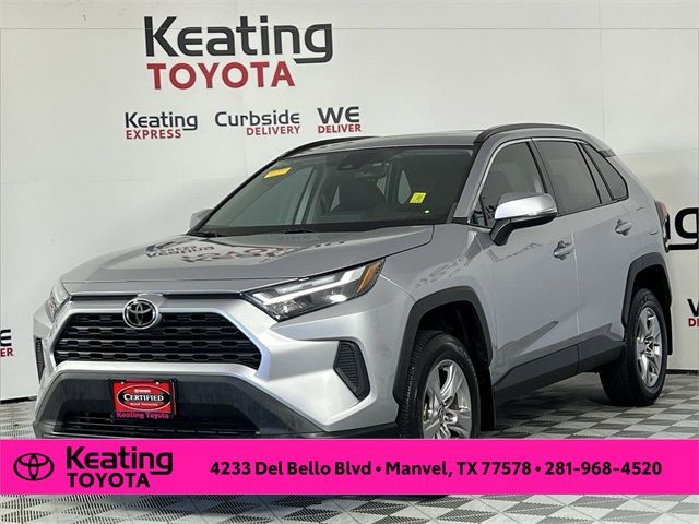 2022 Toyota RAV4 XLE