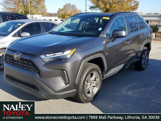 2022 Toyota RAV4 XLE