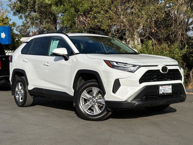 2022 Toyota RAV4 XLE