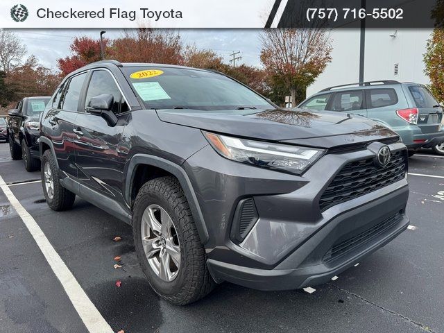 2022 Toyota RAV4 XLE