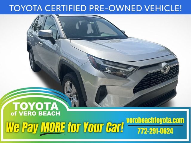 2022 Toyota RAV4 XLE