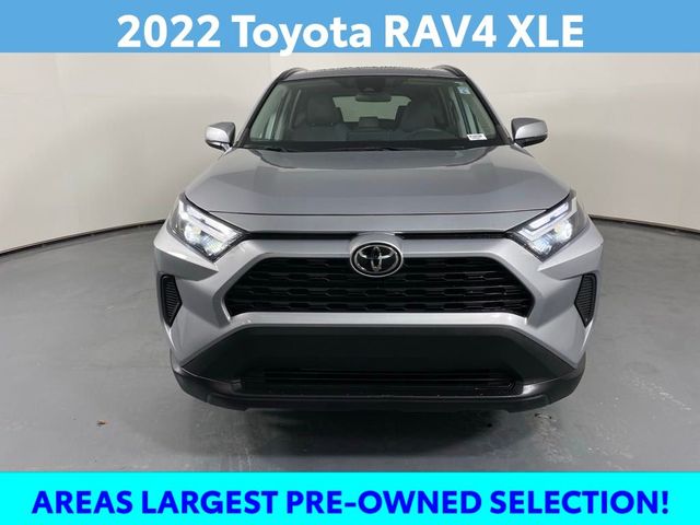 2022 Toyota RAV4 XLE