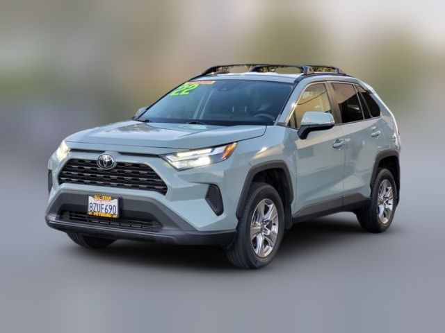 2022 Toyota RAV4 XLE