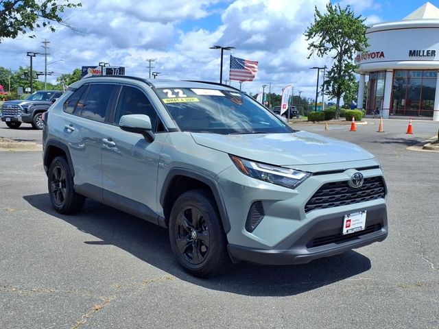 2022 Toyota RAV4 XLE