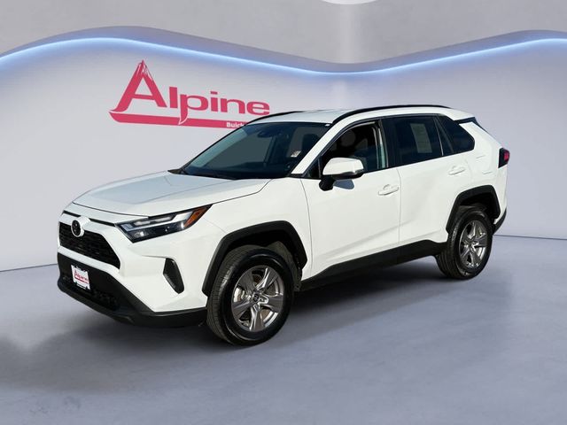 2022 Toyota RAV4 XLE