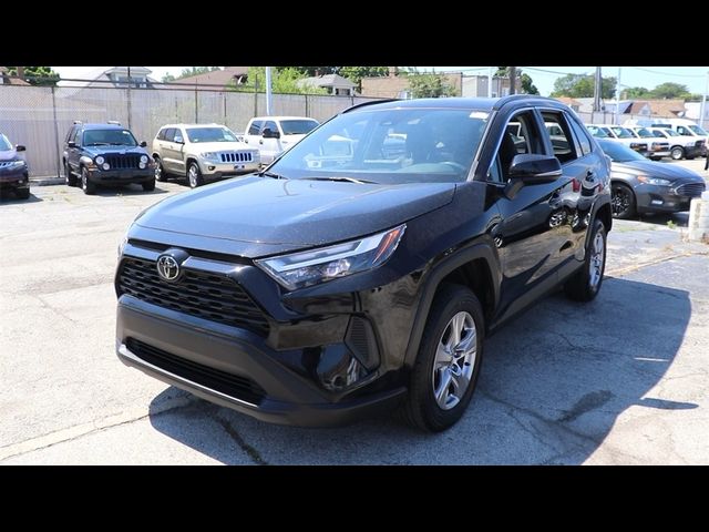 2022 Toyota RAV4 XLE