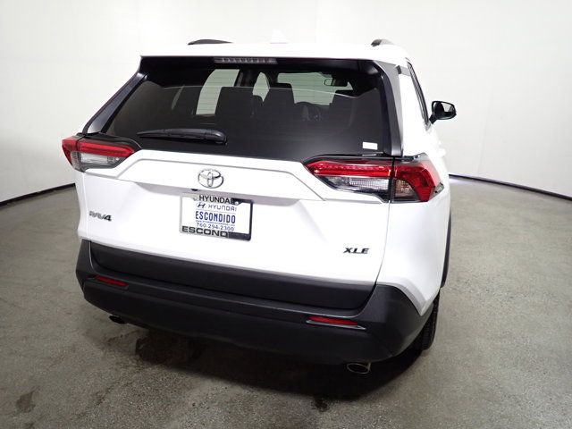 2022 Toyota RAV4 XLE