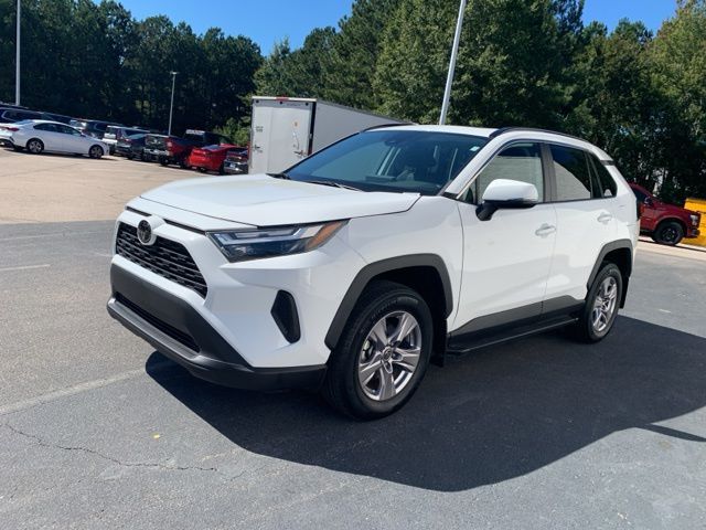 2022 Toyota RAV4 XLE