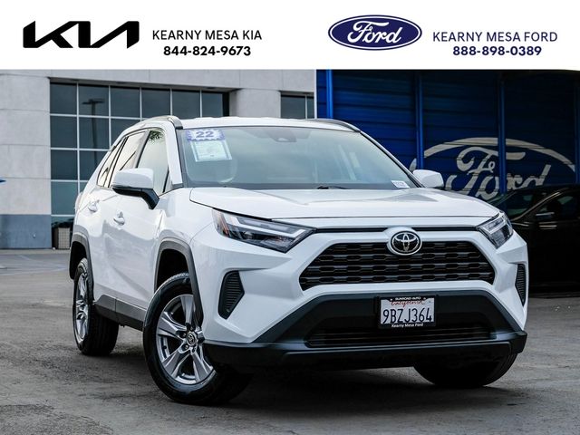 2022 Toyota RAV4 XLE