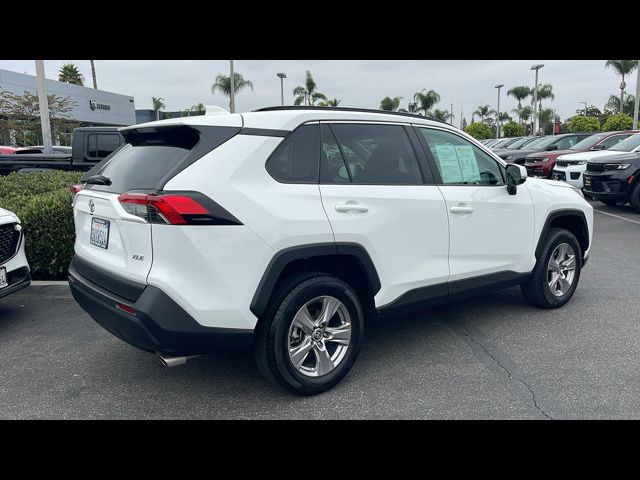 2022 Toyota RAV4 XLE