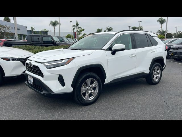 2022 Toyota RAV4 XLE