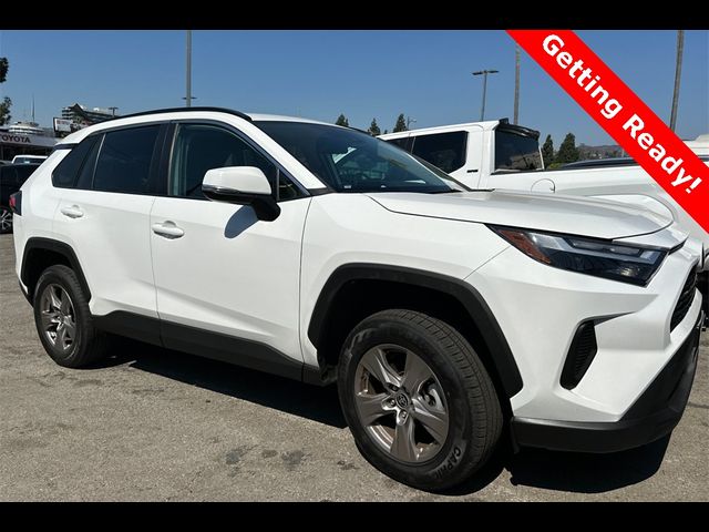 2022 Toyota RAV4 XLE