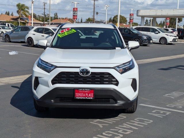 2022 Toyota RAV4 XLE