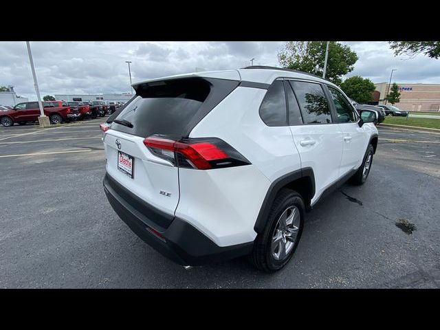 2022 Toyota RAV4 XLE