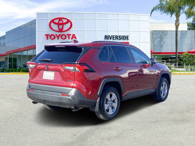 2022 Toyota RAV4 XLE