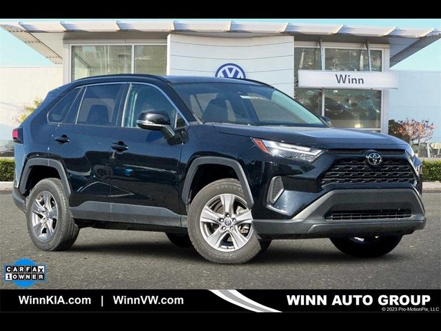 2022 Toyota RAV4 XLE