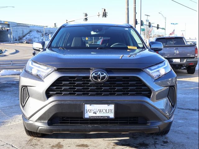 2022 Toyota RAV4 XLE