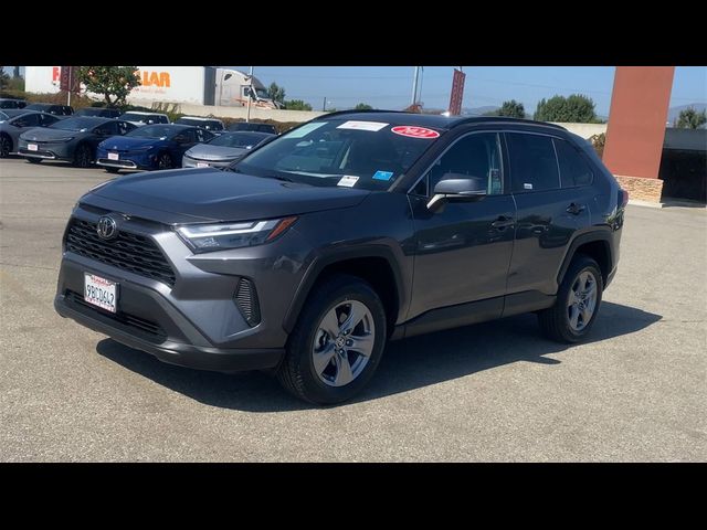 2022 Toyota RAV4 XLE