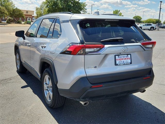 2022 Toyota RAV4 XLE