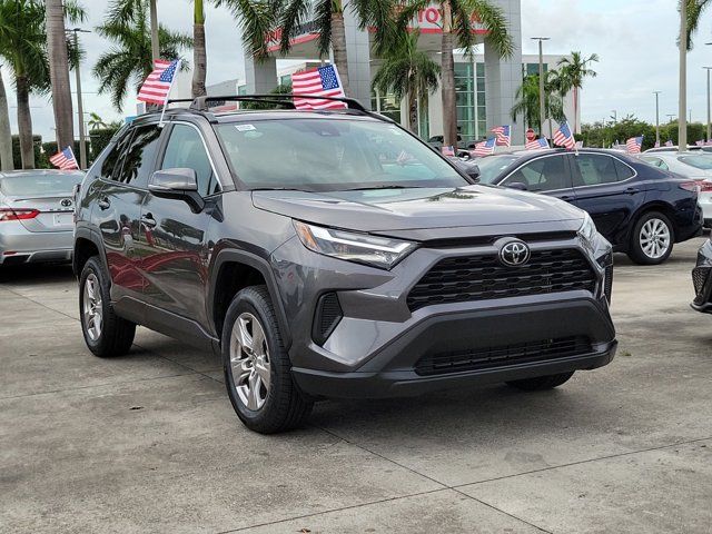 2022 Toyota RAV4 XLE