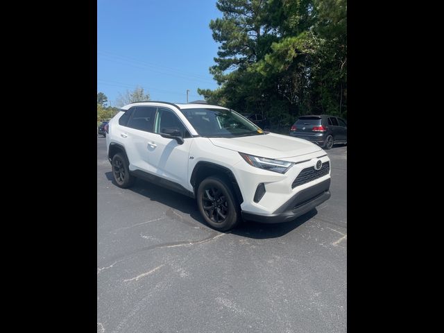 2022 Toyota RAV4 XLE