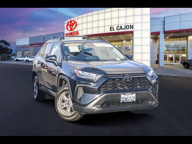 2022 Toyota RAV4 XLE