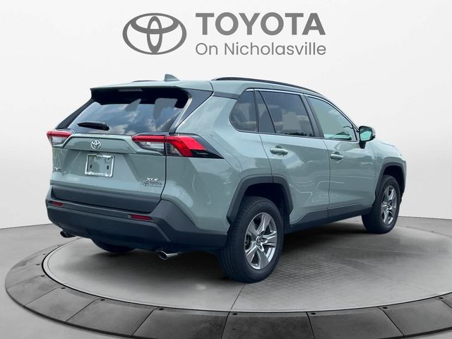 2022 Toyota RAV4 XLE