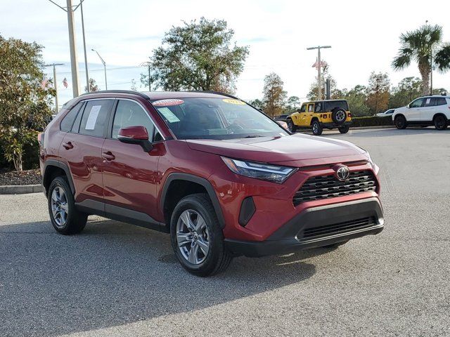 2022 Toyota RAV4 XLE