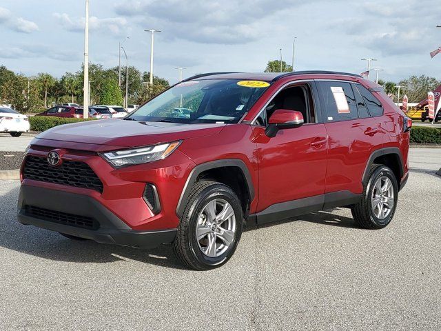 2022 Toyota RAV4 XLE