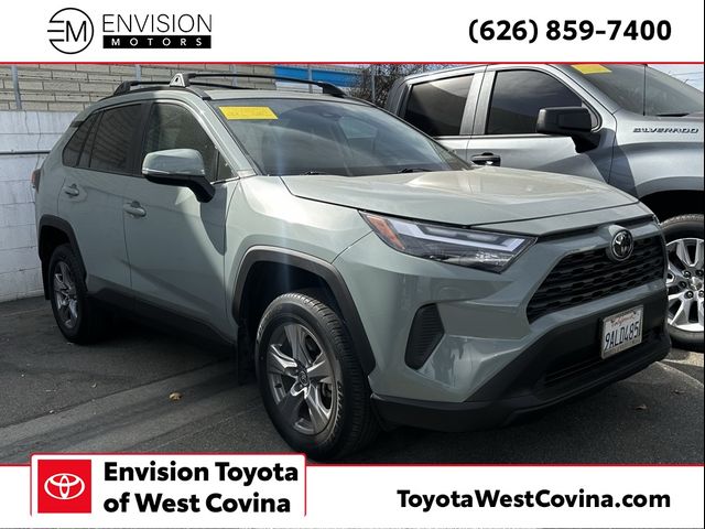 2022 Toyota RAV4 XLE