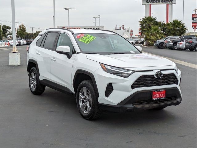 2022 Toyota RAV4 XLE