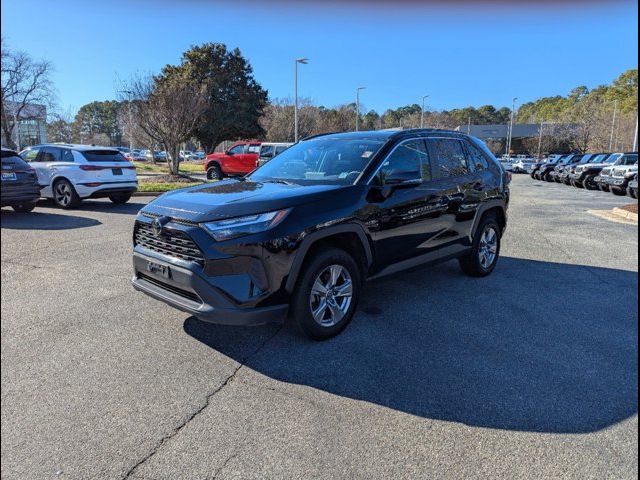 2022 Toyota RAV4 XLE