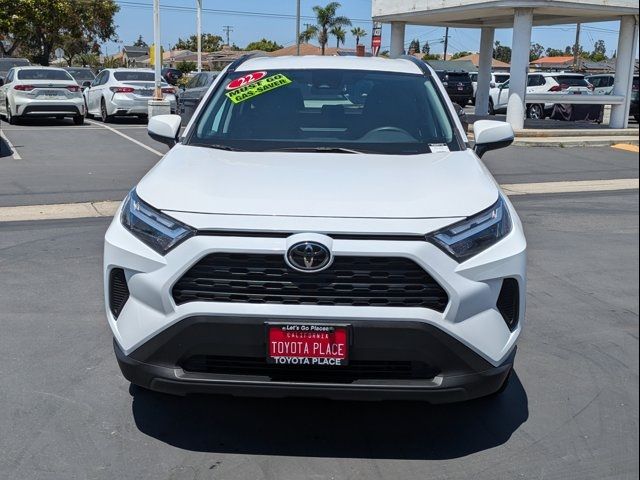 2022 Toyota RAV4 XLE