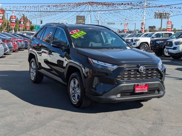 2022 Toyota RAV4 XLE