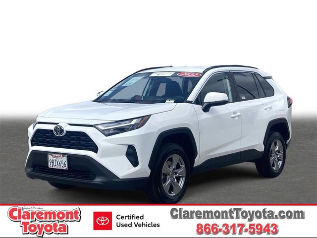 2022 Toyota RAV4 XLE