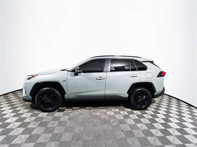 2022 Toyota RAV4 XLE