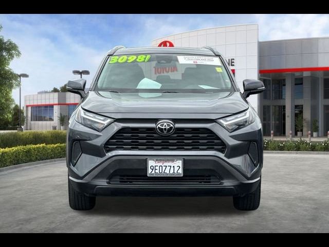 2022 Toyota RAV4 XLE
