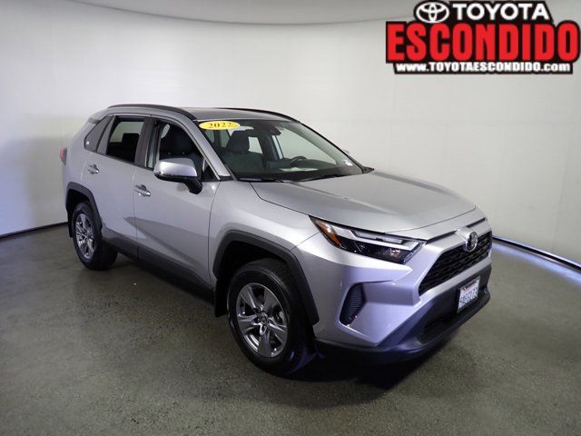 2022 Toyota RAV4 XLE