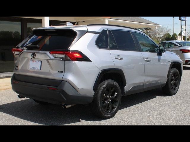 2022 Toyota RAV4 XLE