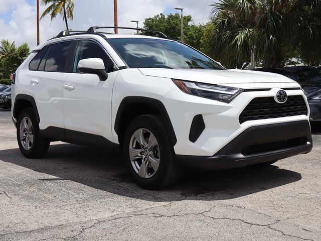 2022 Toyota RAV4 XLE