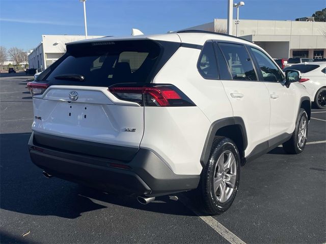 2022 Toyota RAV4 XLE