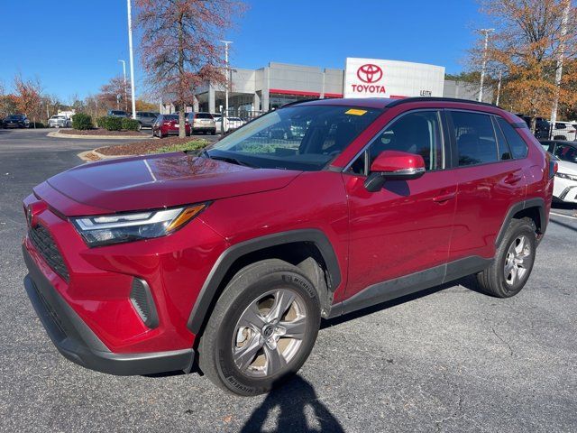 2022 Toyota RAV4 XLE