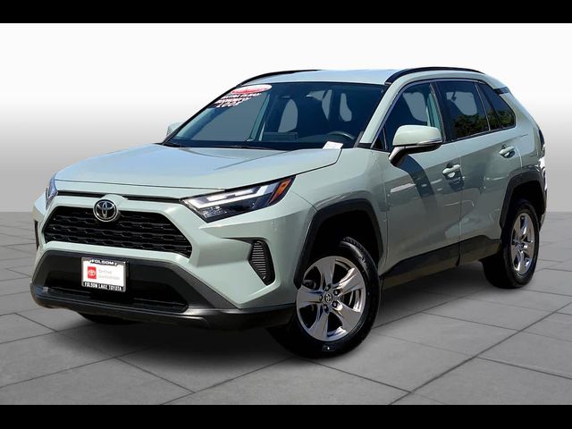 2022 Toyota RAV4 XLE