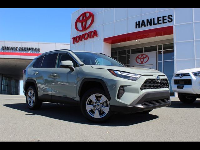 2022 Toyota RAV4 XLE