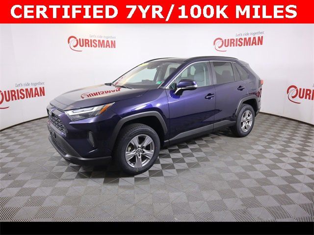 2022 Toyota RAV4 XLE