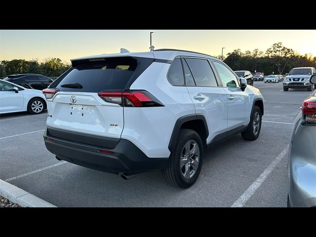 2022 Toyota RAV4 XLE