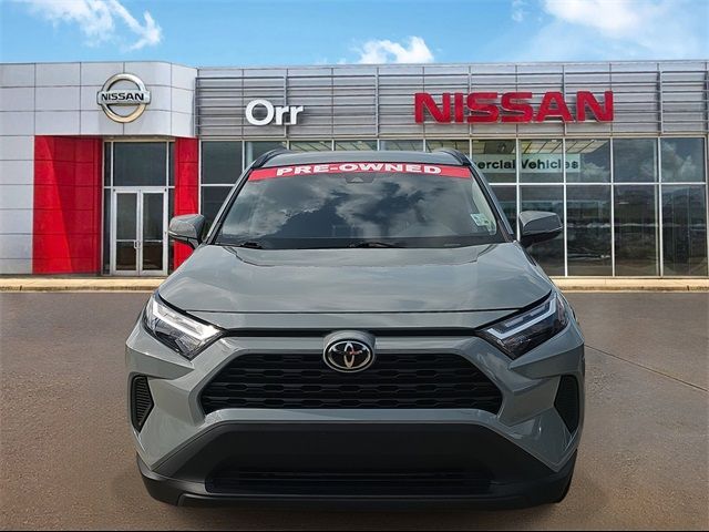 2022 Toyota RAV4 XLE