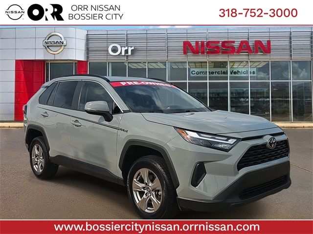 2022 Toyota RAV4 XLE