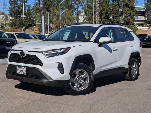 2022 Toyota RAV4 XLE